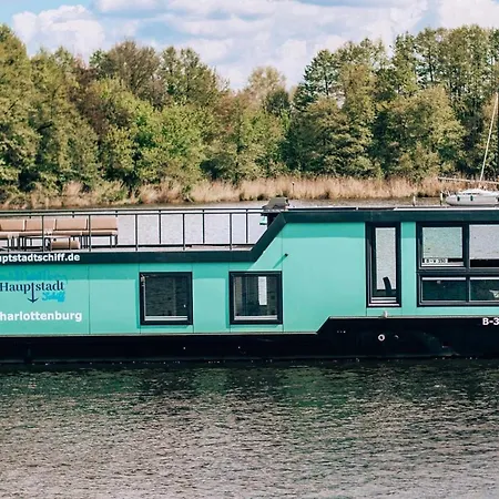Botel Charlottenburg *